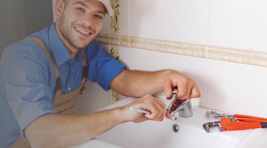Professional clogged drains services in Hesston, KS